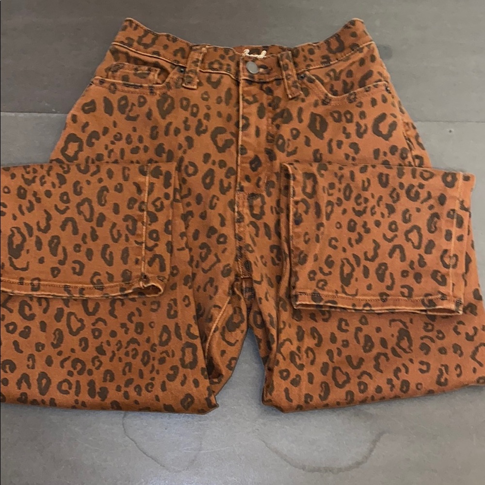 Universal Thread Womens 0/25R Vintsge Straight Leg Jeans Brown Leopard - Picture 6 of 14
